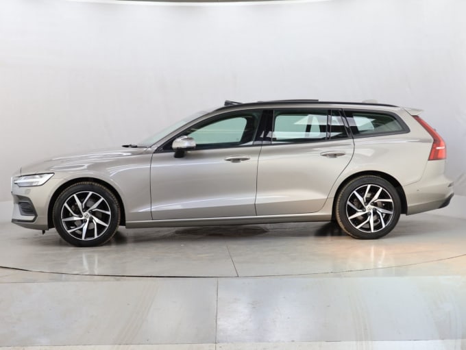 2025 Volvo V60