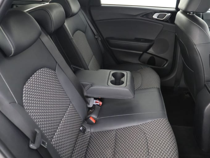 2025 Kia Ceed