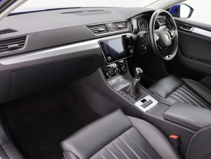 2025 Skoda Superb