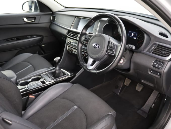 2025 Kia Optima
