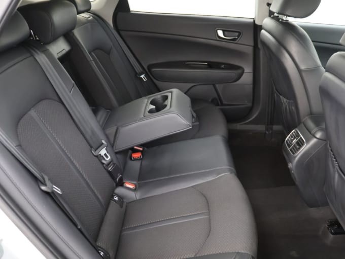 2025 Kia Optima