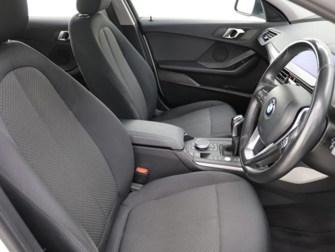 2025 BMW 1 Series