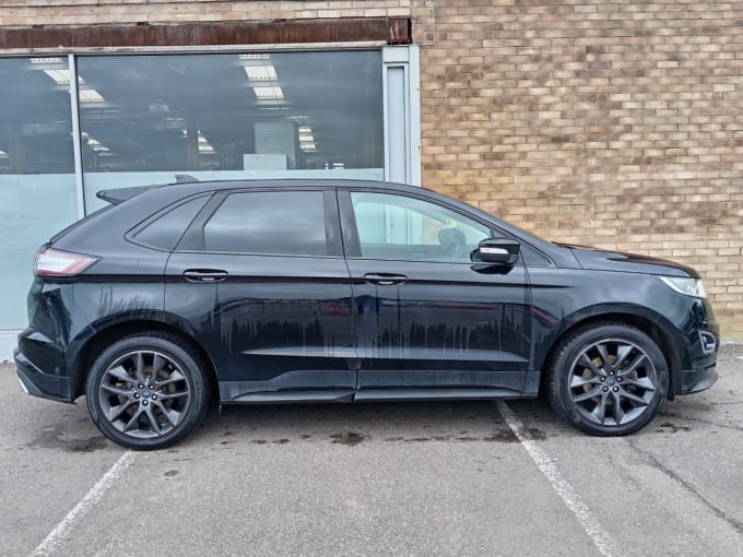 2016 Ford Edge