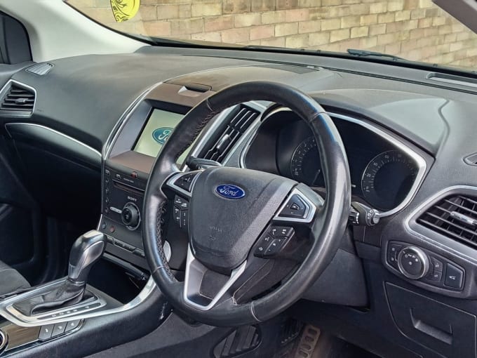 2016 Ford Edge