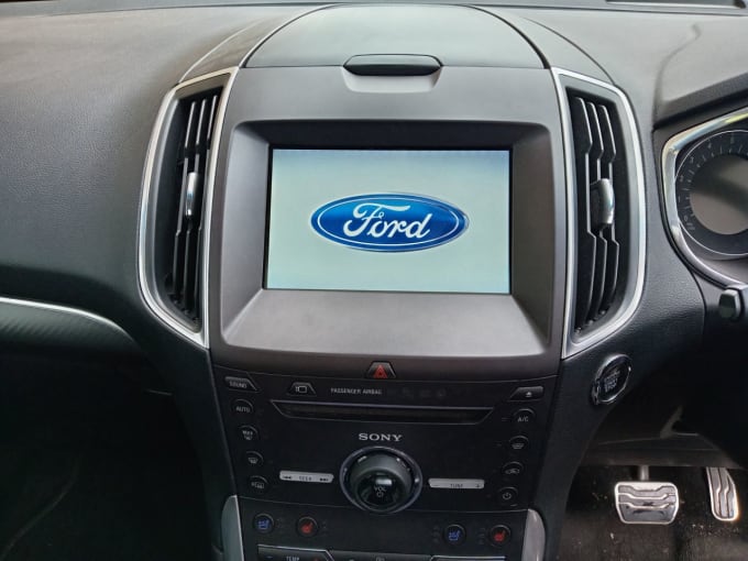 2016 Ford Edge
