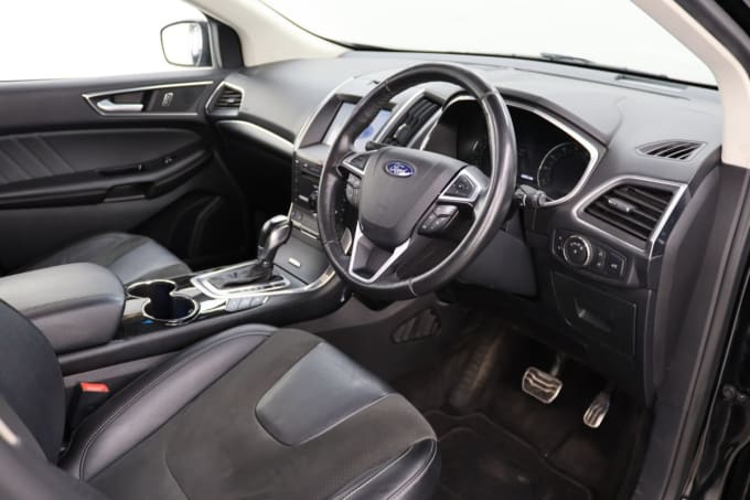2016 Ford Edge