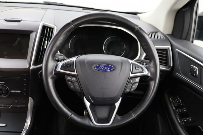 2016 Ford Edge