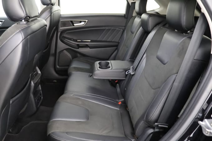 2016 Ford Edge