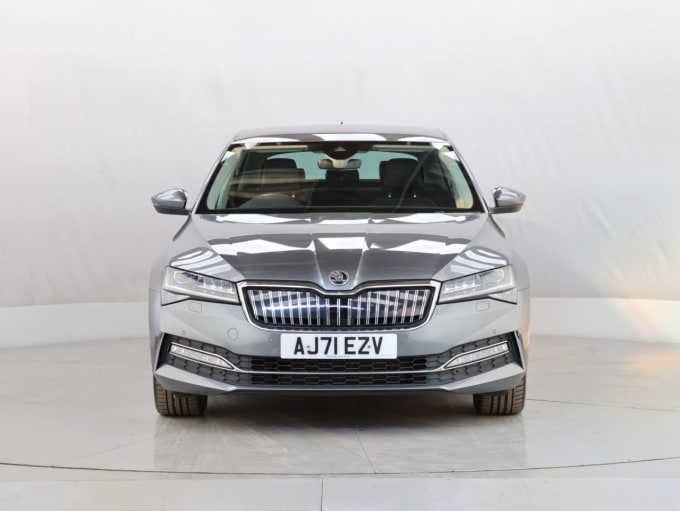 2025 Skoda Superb