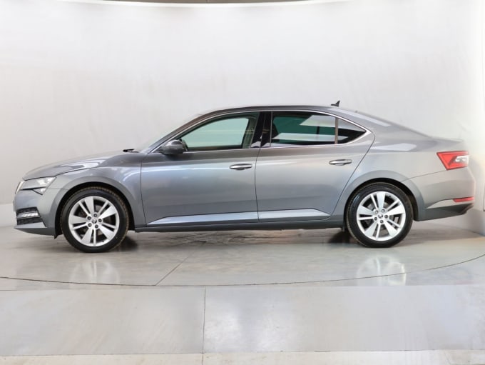2025 Skoda Superb
