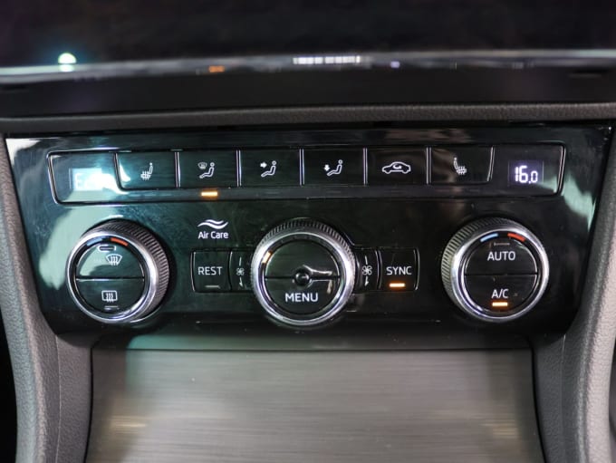 2025 Skoda Superb