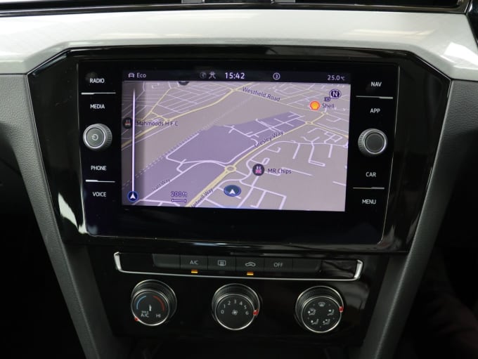2025 Volkswagen Passat