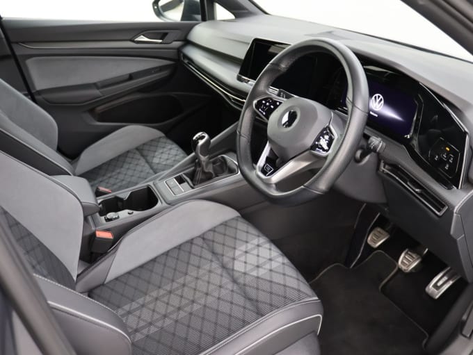 2025 Volkswagen Golf