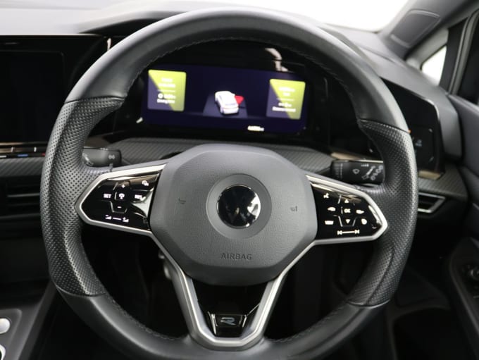 2025 Volkswagen Golf