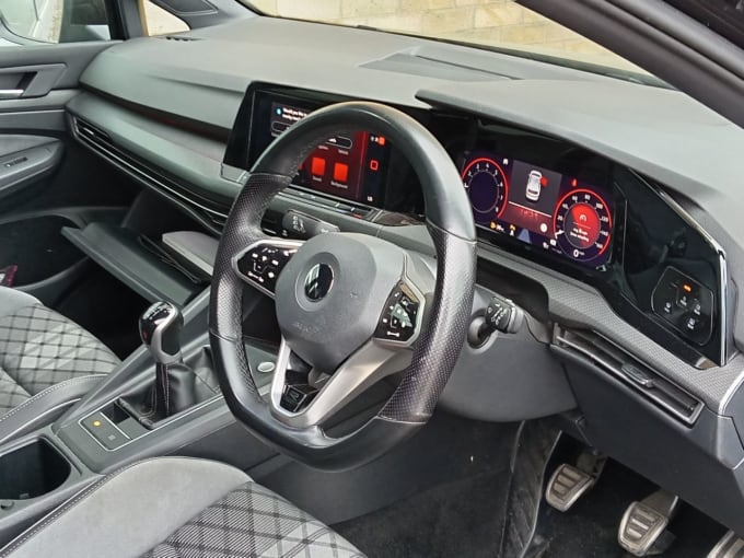 2025 Volkswagen Golf