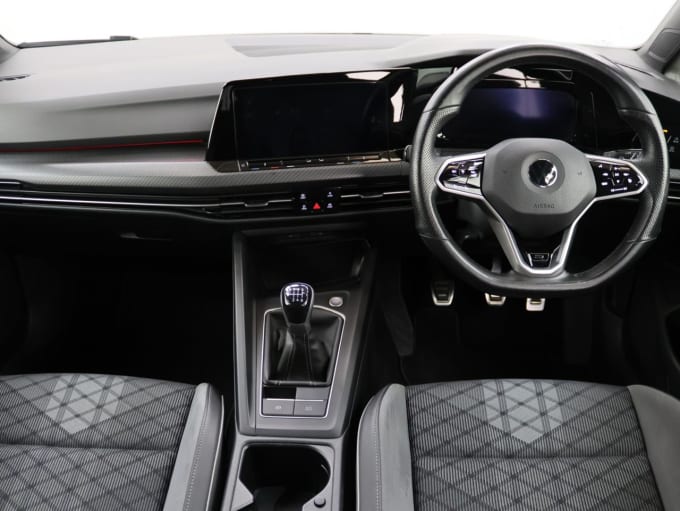 2025 Volkswagen Golf