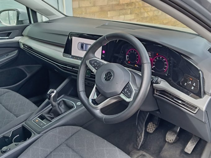 2025 Volkswagen Golf