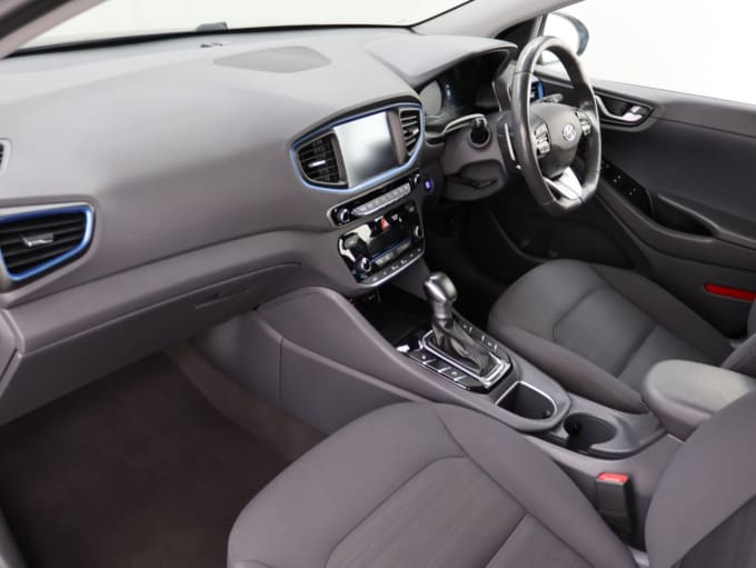 2025 Hyundai Ioniq