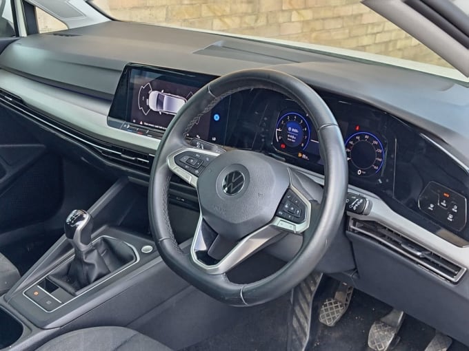 2025 Volkswagen Golf
