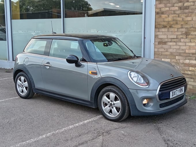 2025 Mini Hatch