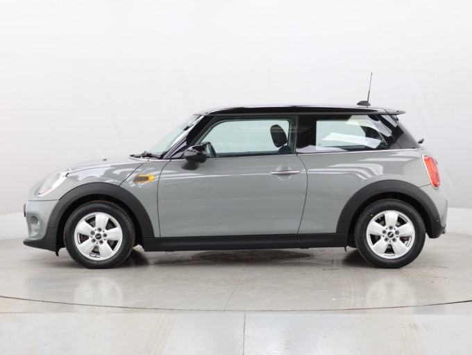 2025 Mini Hatch