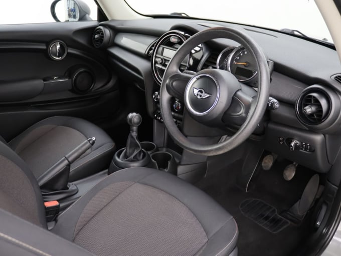 2025 Mini Hatch