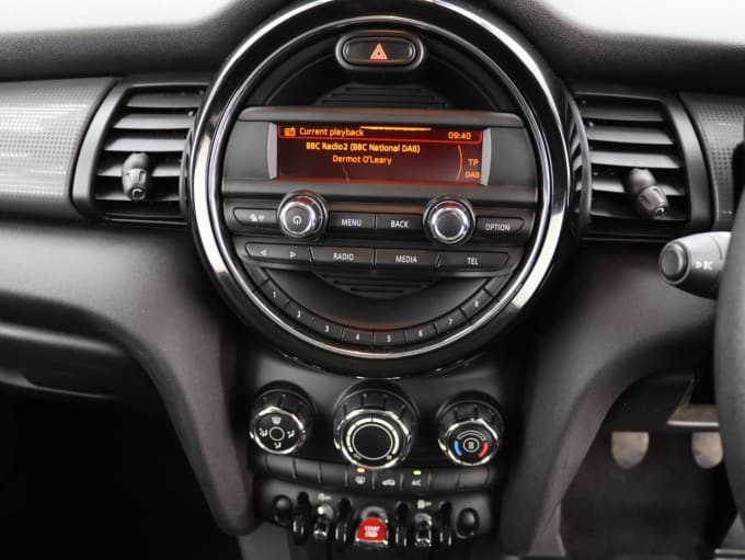 2025 Mini Hatch