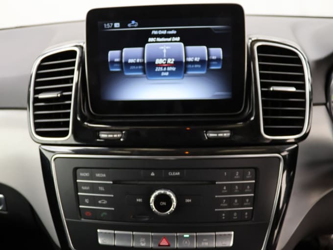 2025 Mercedes-benz Gle