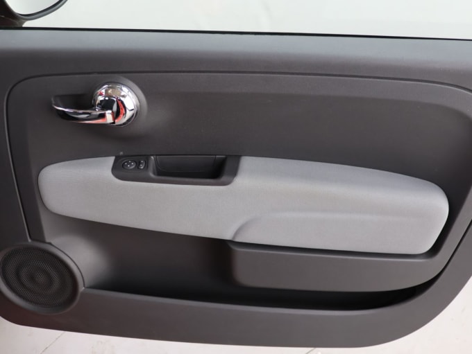 2025 Fiat 500