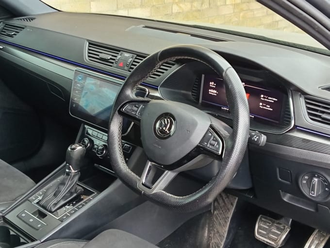 2025 Skoda Superb