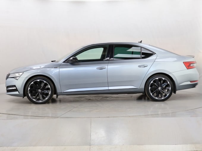 2025 Skoda Superb
