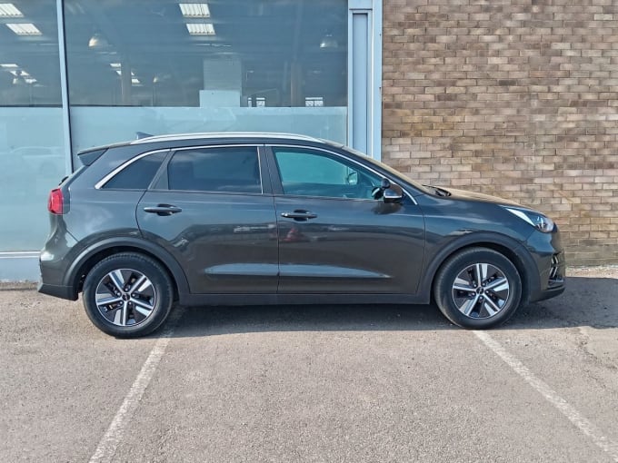 2025 Kia Niro