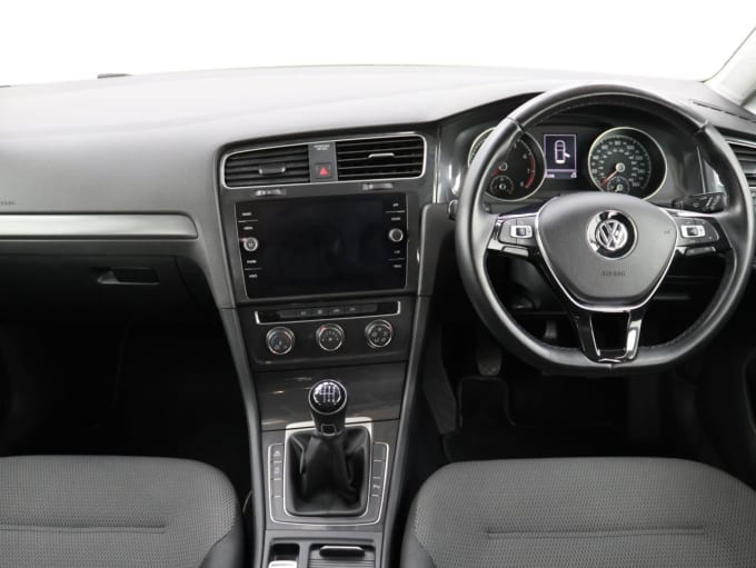 2025 Volkswagen Golf