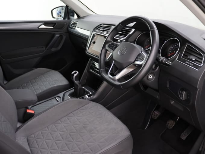 2025 Volkswagen Tiguan