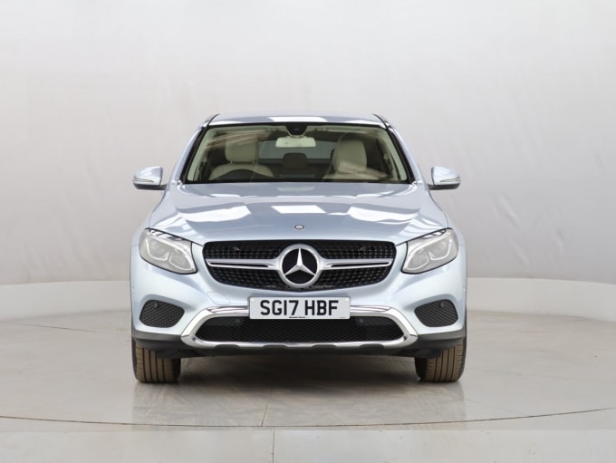 2025 Mercedes-benz Glc