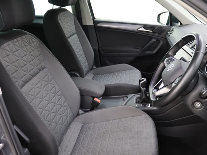 2025 Volkswagen Tiguan