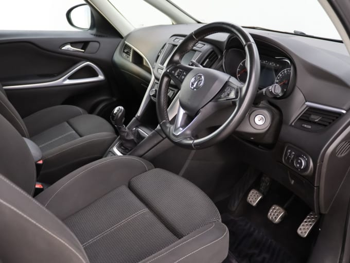 2025 Vauxhall Zafira Tourer