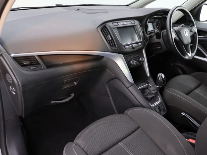2025 Vauxhall Zafira Tourer