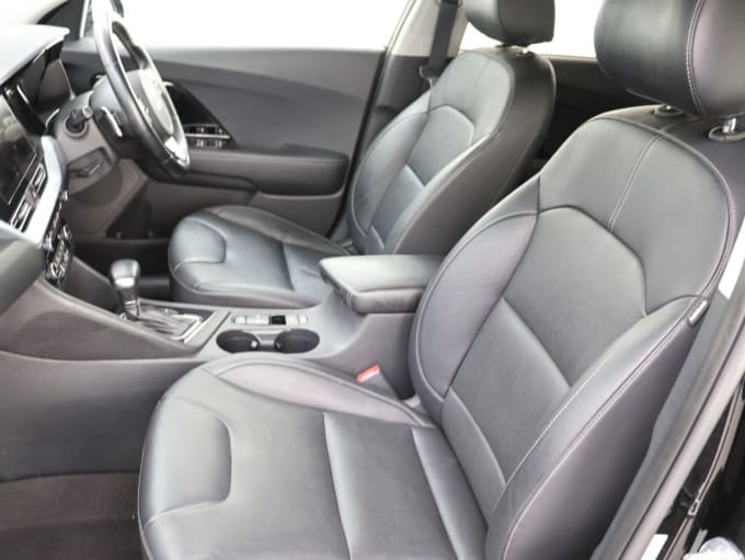 2025 Kia Niro