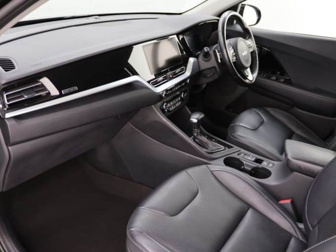 2025 Kia Niro