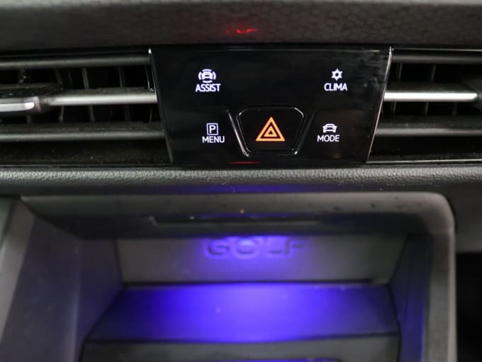 2025 Volkswagen Golf