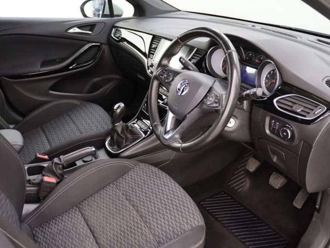 2025 Vauxhall Astra