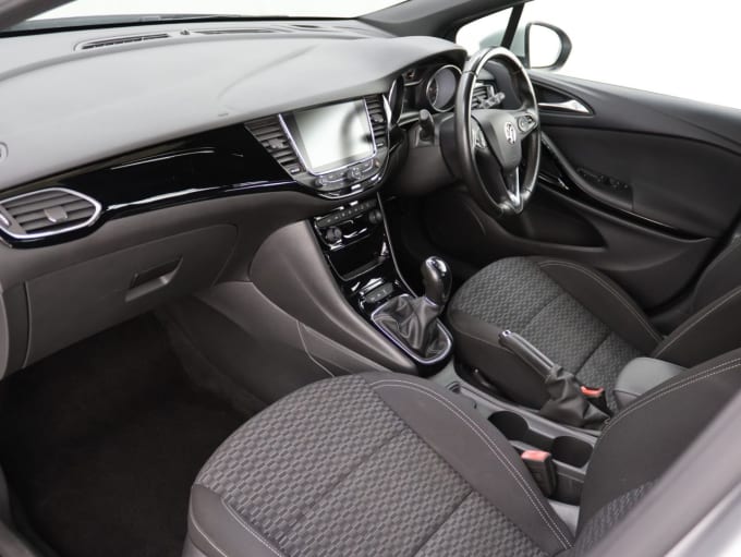 2025 Vauxhall Astra