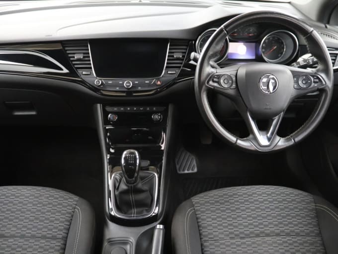 2025 Vauxhall Astra