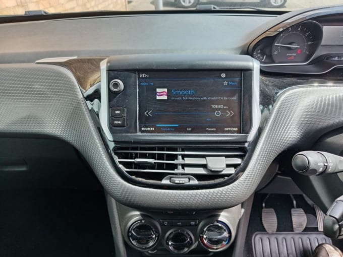 2025 Peugeot 208