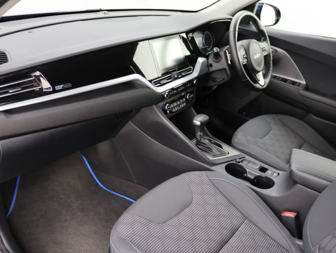 2025 Kia Niro