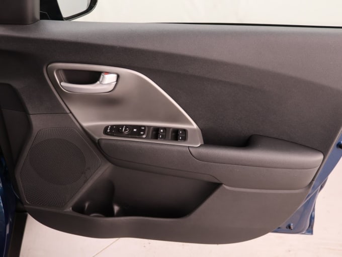 2025 Kia Niro