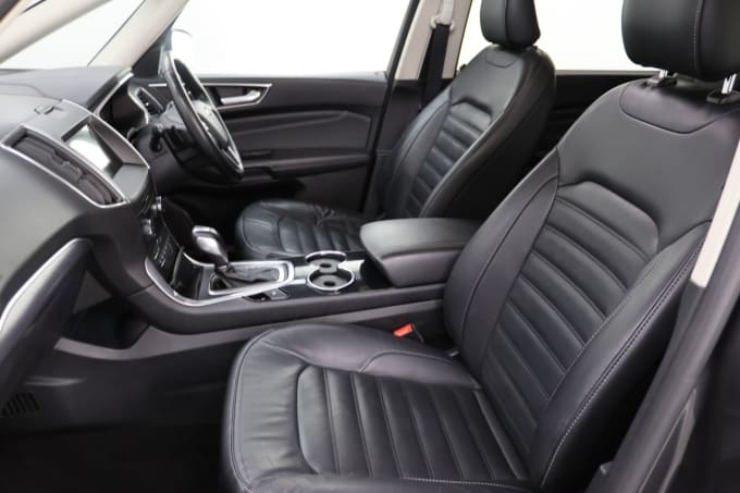 2025 Ford Galaxy