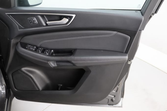 2025 Ford Galaxy