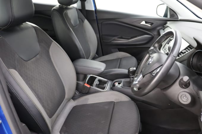 2025 Vauxhall Grandland X